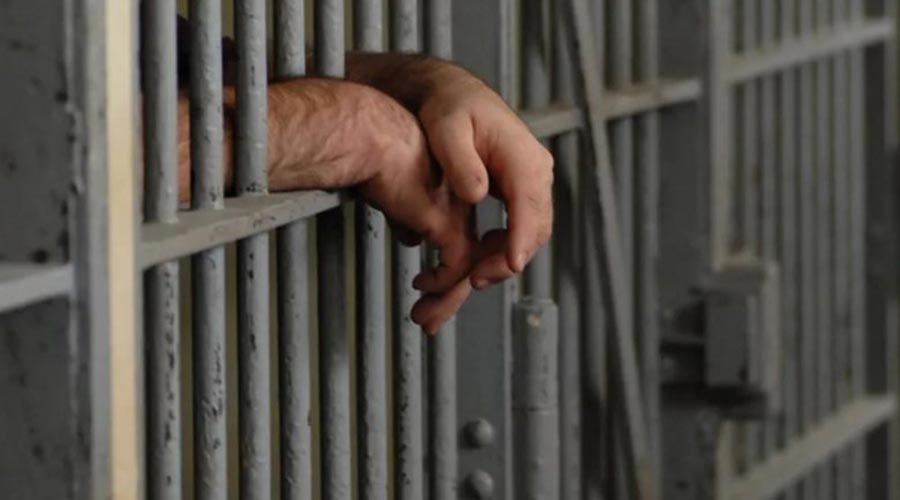 Трое мужчин отсидели в тюрьме на 1,5 года больше, из-за ошибки следствия