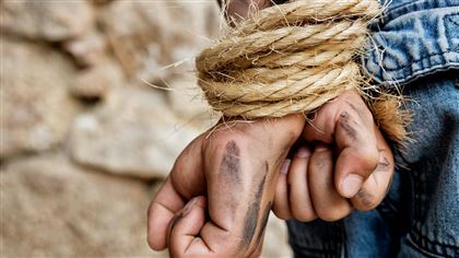 В Костанайской области чиновников заподозрили в торговле людьми