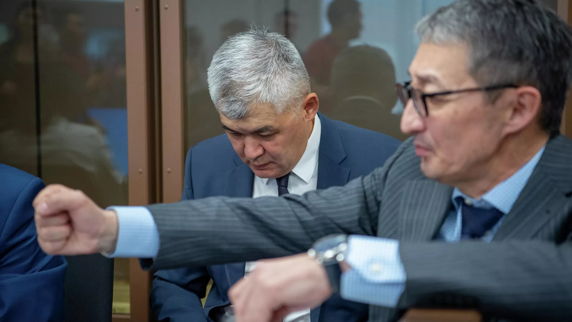 Адвокаты Биртанова и Абишева призвали судью по громкому делу не торопиться