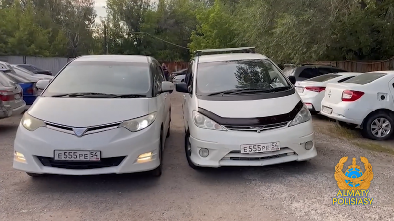 Машины-двойники снова нашли в Алматы