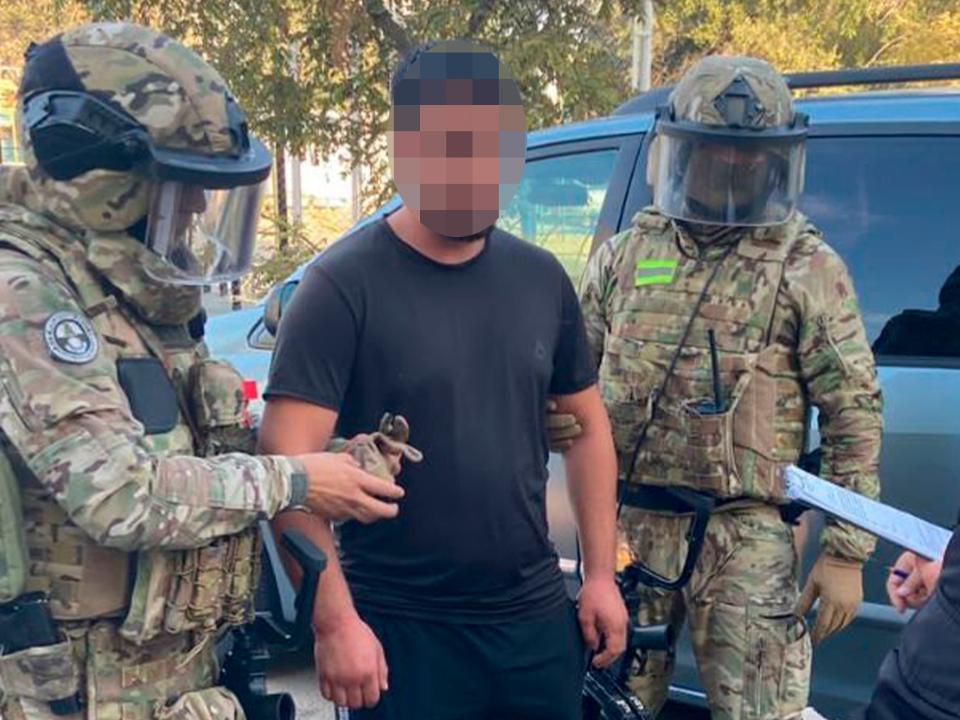 «Бейнеуских» вымогателей, орудовавших на границе с Узбекистаном, задержал КНБ РК