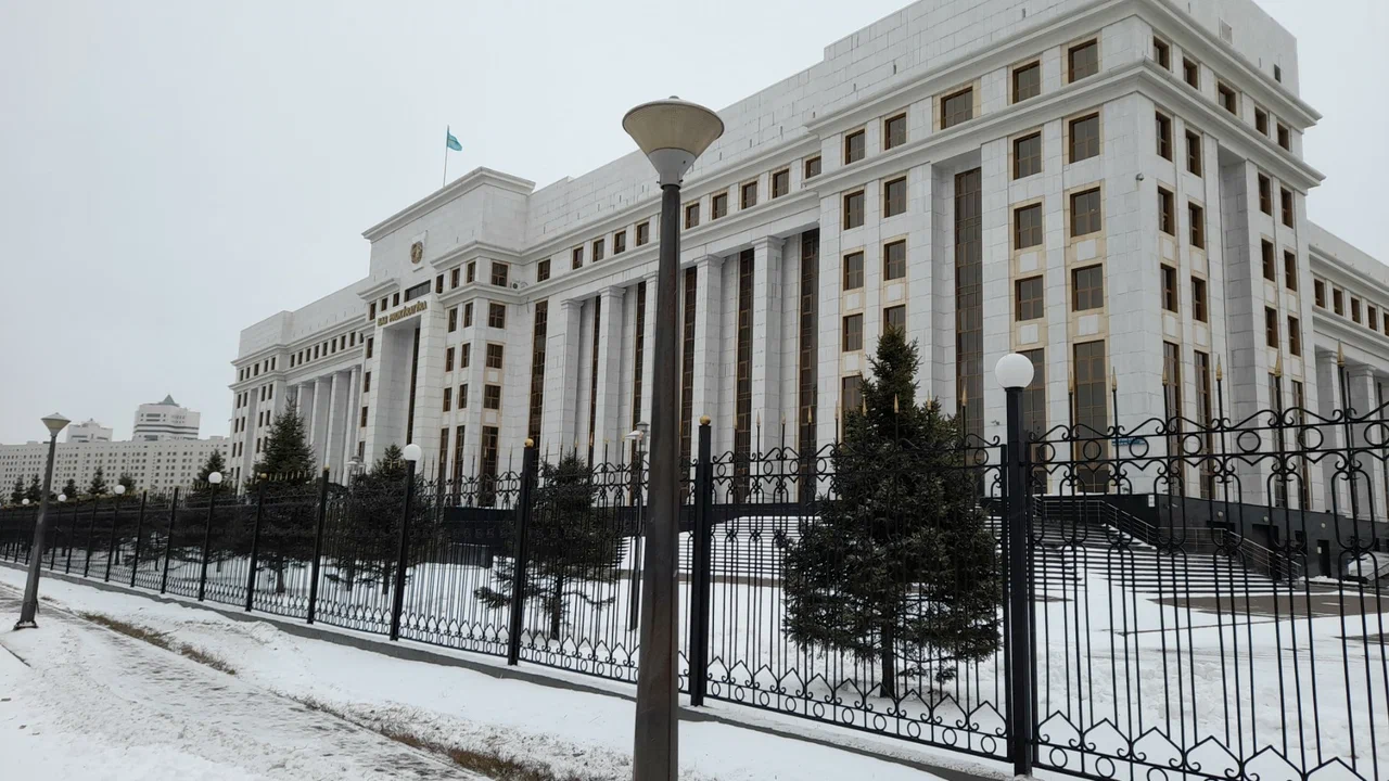 Медтехнику по завышенной цене закупали чиновники в Алматы и восьми областях Казахстана