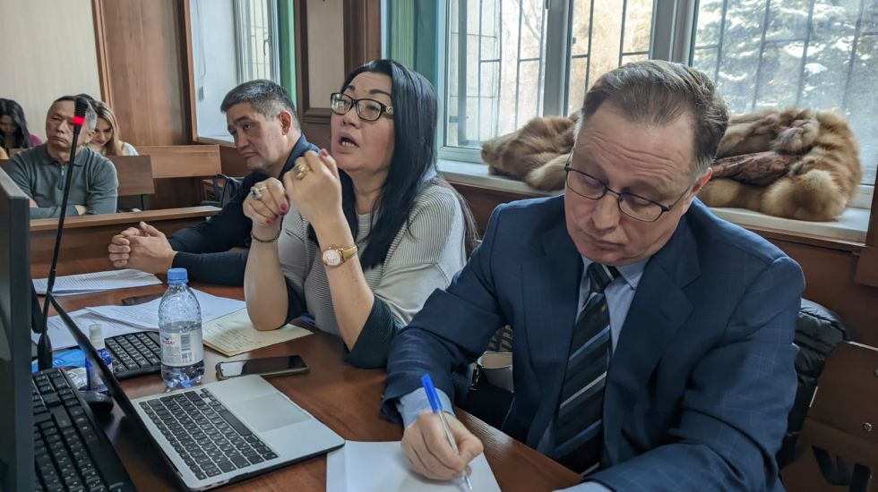  В суде по делу Кудебаева не могут дождаться ключевого свидетеля – Ерлана Тургумбаева
