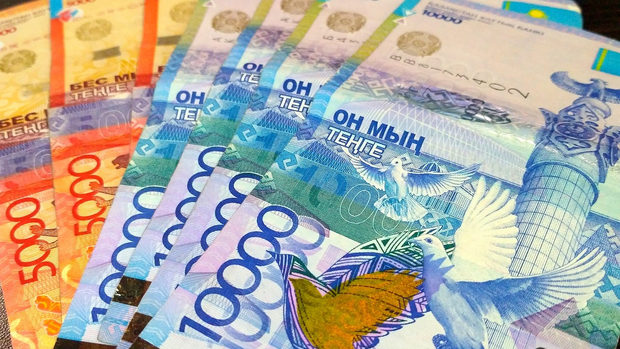  Врач и бухгалтер получили срок за аферу на 758 миллионов тенге