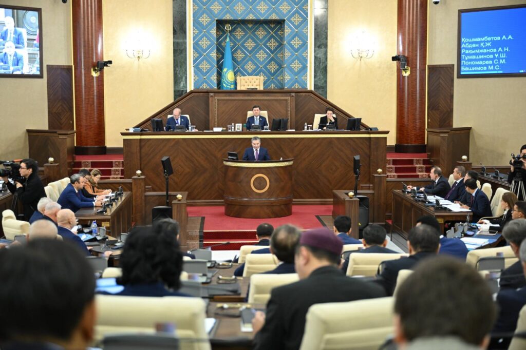 заседание мажилиса